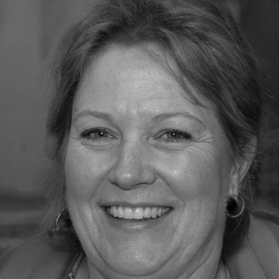 Ritratto di Lara Bonfadini, docente di dialoghi